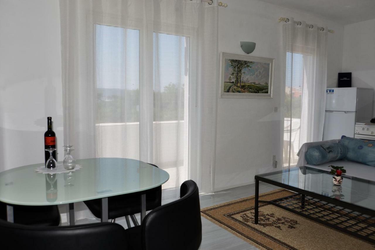 Honey Apartment Kaštela Esterno foto