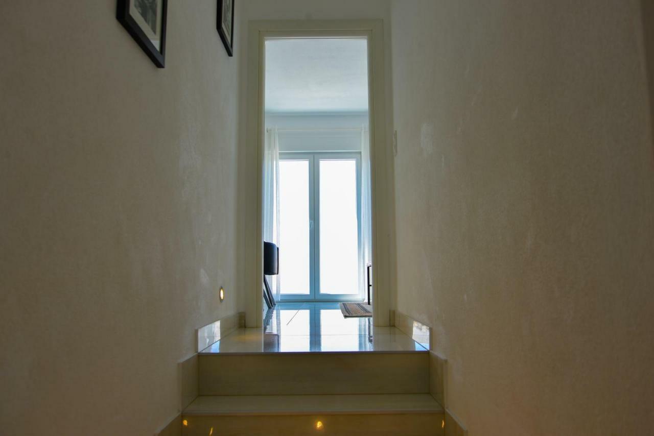 Honey Apartment Kaštela Esterno foto